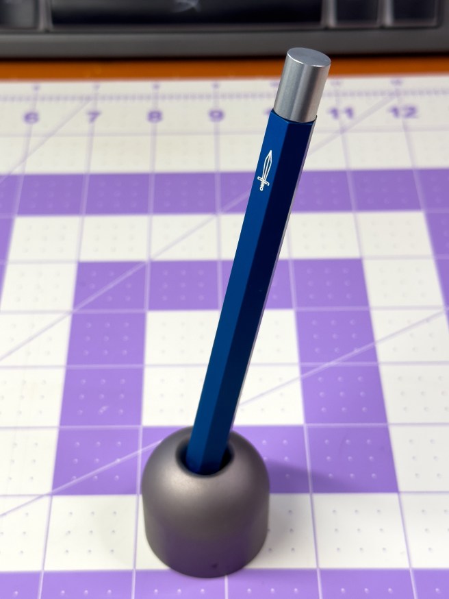 Squire Hex with Pen Stand
