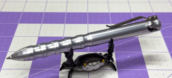 Everyday Karas Basik.001 Gel rollerball pen on the crab