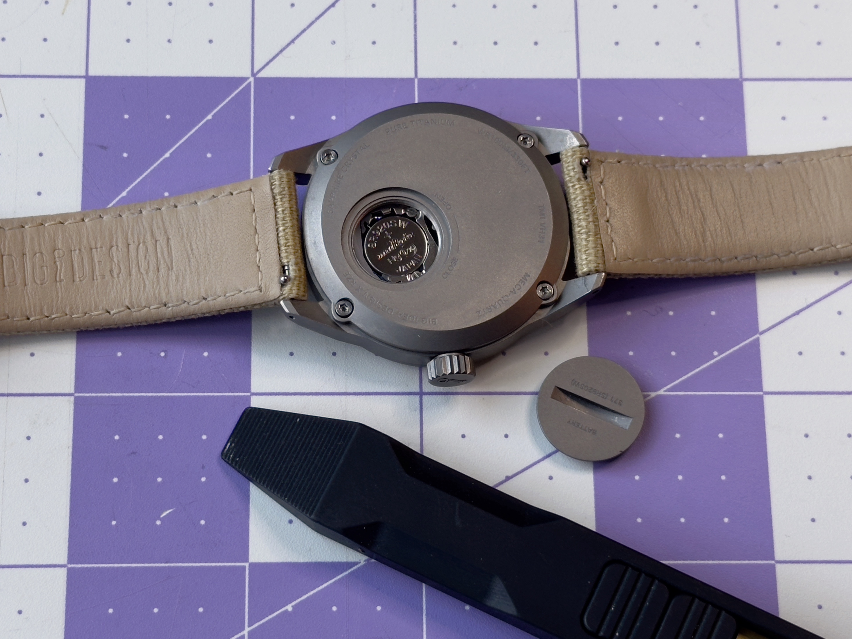 BigIDesign Ti Base Line Field Watch with battery door open