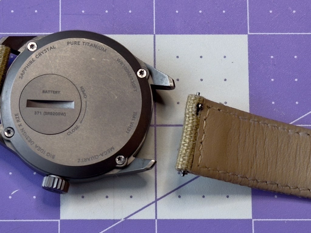 BigIDesign Ti Base Line Field Watch spring bar quick release